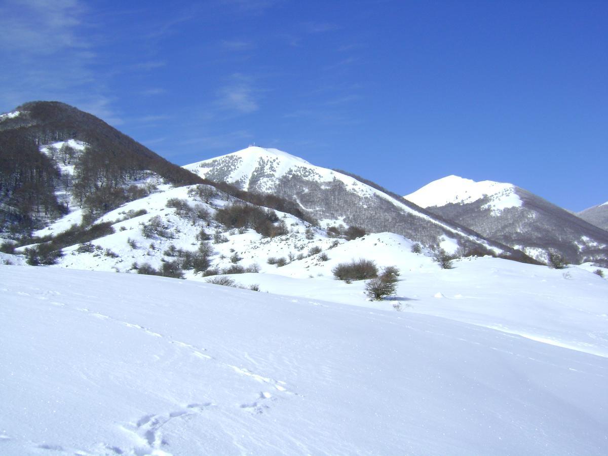 Hotel Valle Del Lupo Пескасероли Екстериор снимка
