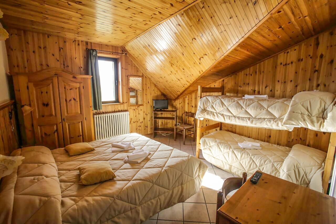 Hotel Valle Del Lupo Пескасероли Екстериор снимка